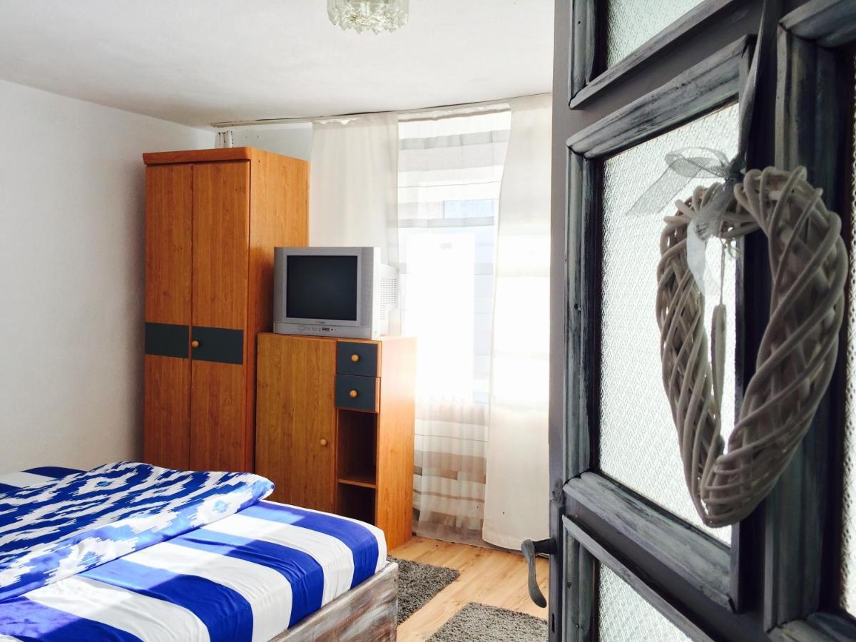 ヴァトラ・ドルネイ Apartament Sarcoヴィラ エクステリア 写真